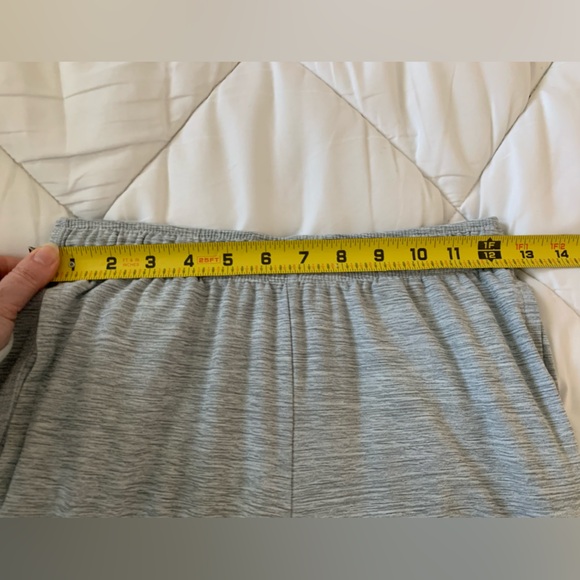 Old Navy Boy’s Short bundle size Large - Picture 4 of 9